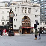 The Victoria Flat